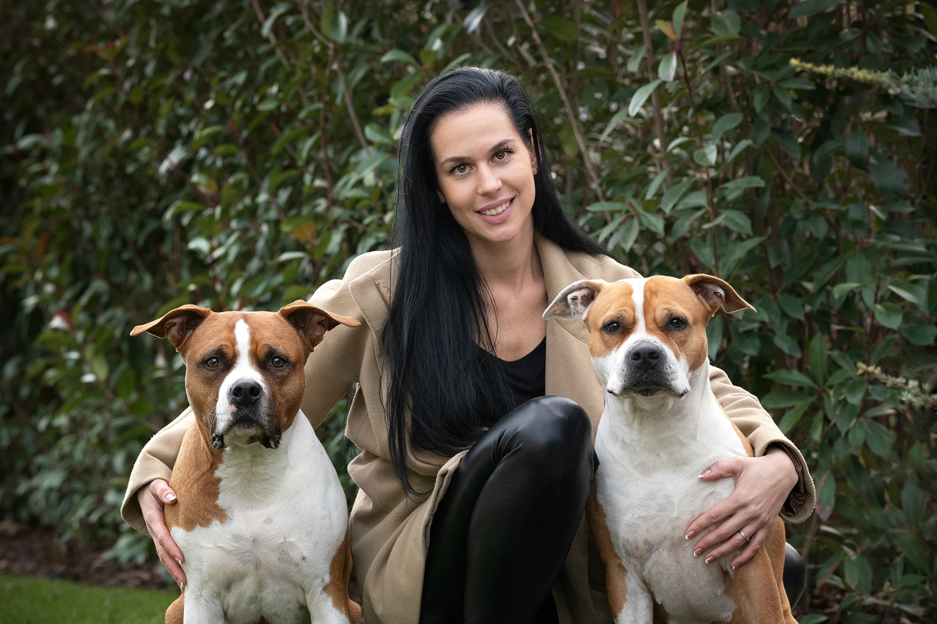 Sarah Gaderer mit ihren Hunden